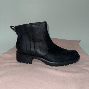 TIMBERLAND (NEW!) leather boots